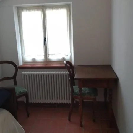 Borgo Scorza 2 * Pietramogolana